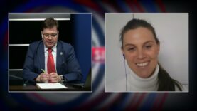 „Do różnych osób mówimy różnymi językami”