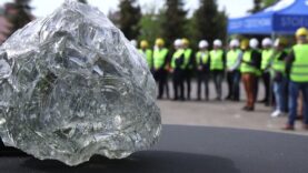 Stoelzle będzie mieć największą wannę w kraju