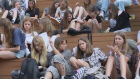 XVII Maraton Czytelniczy „Złota Korona” na Starym Rynku