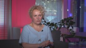 Sharenting – rodzicu, wrzucasz do internetu zdjęcie swojego dziecka? Zatrzymaj się!