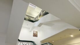 Pezydent bez aresztu