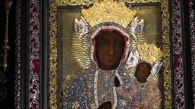 Konserwacja obrazu Matki Boskiej Częstochowskiej