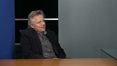 Trzy światy z tymi reklamami