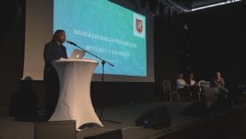 UJD stawia pytanie: „Jeśli nauczyciel nie jest nam potrzebny …”