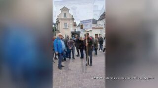 Dostrojeni do Nieba i ludzi