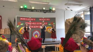 Konkurs Piosenki „Folkowizja”