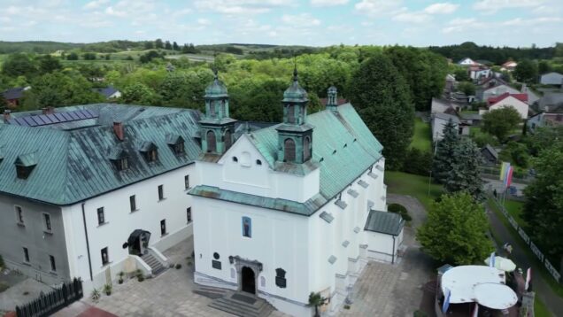 Ojcowie paulini zapraszają do modlitwy i odwiedzenia ZOO