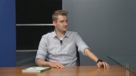 W co się bawią dziki?