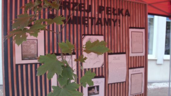 Drzewo Pamięci przy ZST w Częstochowie